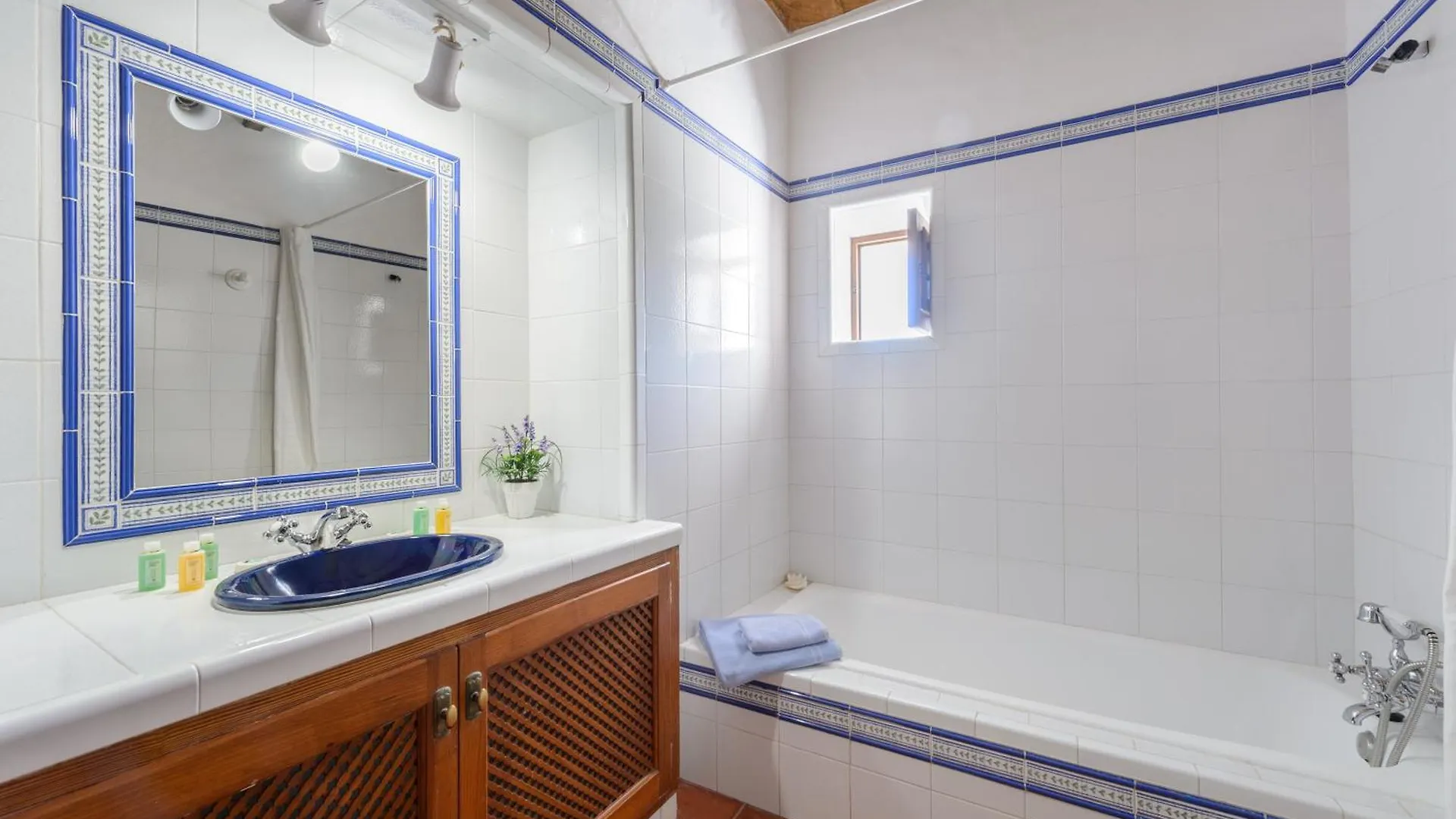 New! Villa Sa Paissa Sea Views 산트 호셉 데 사 탈라이아 0*,  스페인